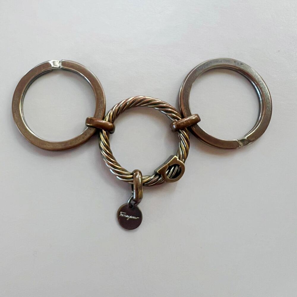 Salvatore Ferragamo Mens Iconic Gancini Keyring Vintage